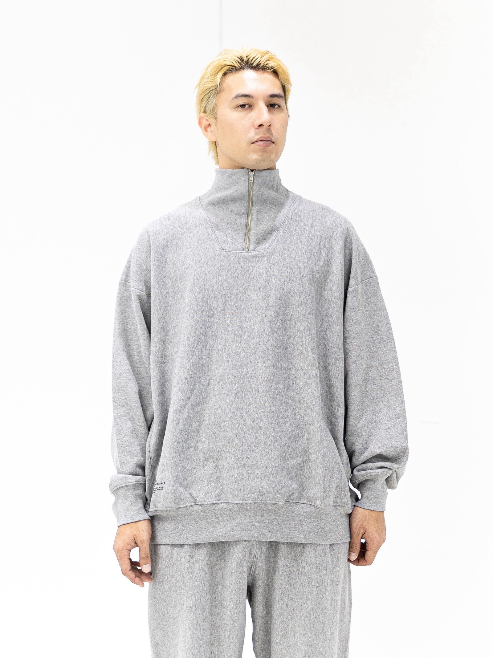 フレッシュサービス CLASSIC TERRY SWEAT HALF ZIP MARKスタイル