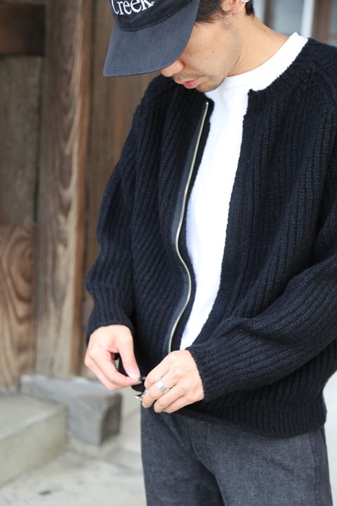 YOKE 20aw 3G BACK ZIP RIB CREW NECK"BLACK"Style.2020.9.13.