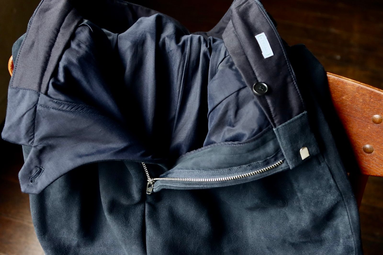 アプレッセ Suede Trousers (23AAP-04-24H)NAVY