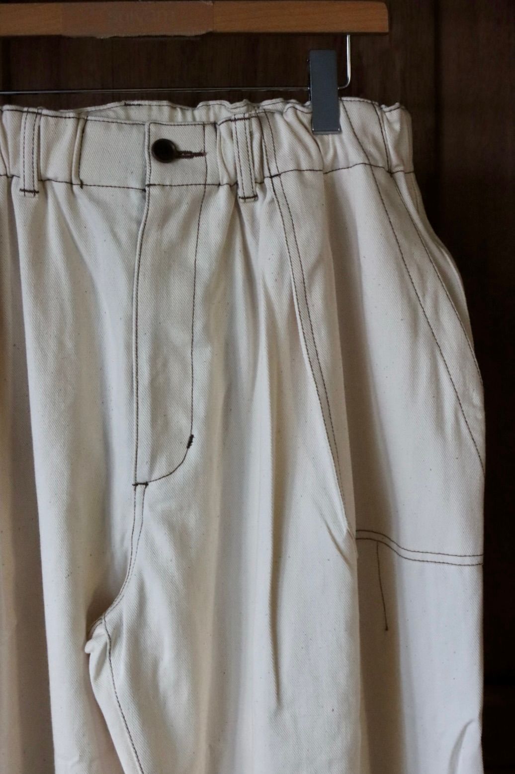 イズネス 24SSバルーンベイカーパンツBALLOON BALER PANTS (1006SSBALOONPT01)ECRU☆1月12日(金)発売！