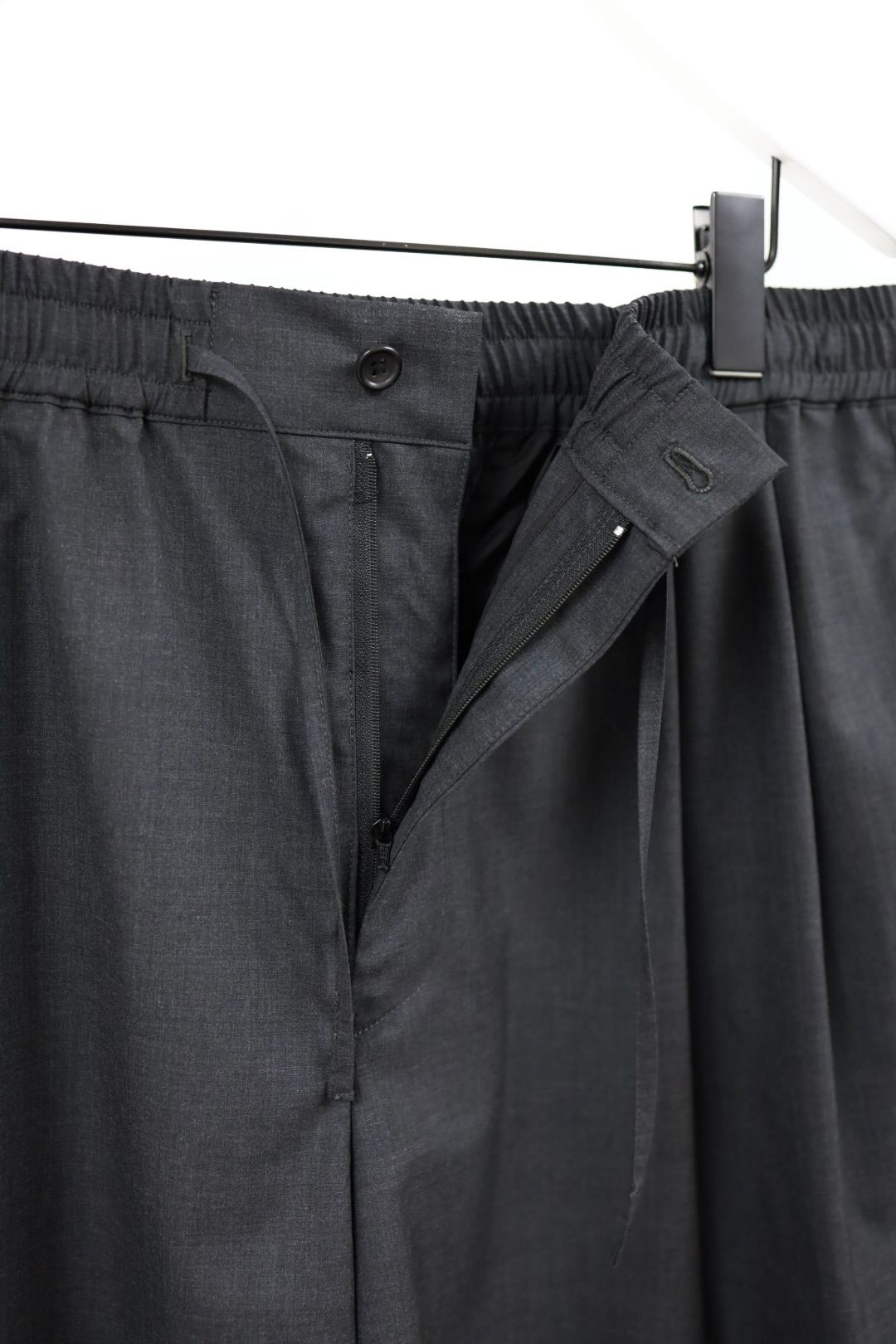 Graphpaper 26SS Fine Wool Heather Drawstring Track Shorts(GM261-40323)CHARCOAL☆2月21日(土)発売！