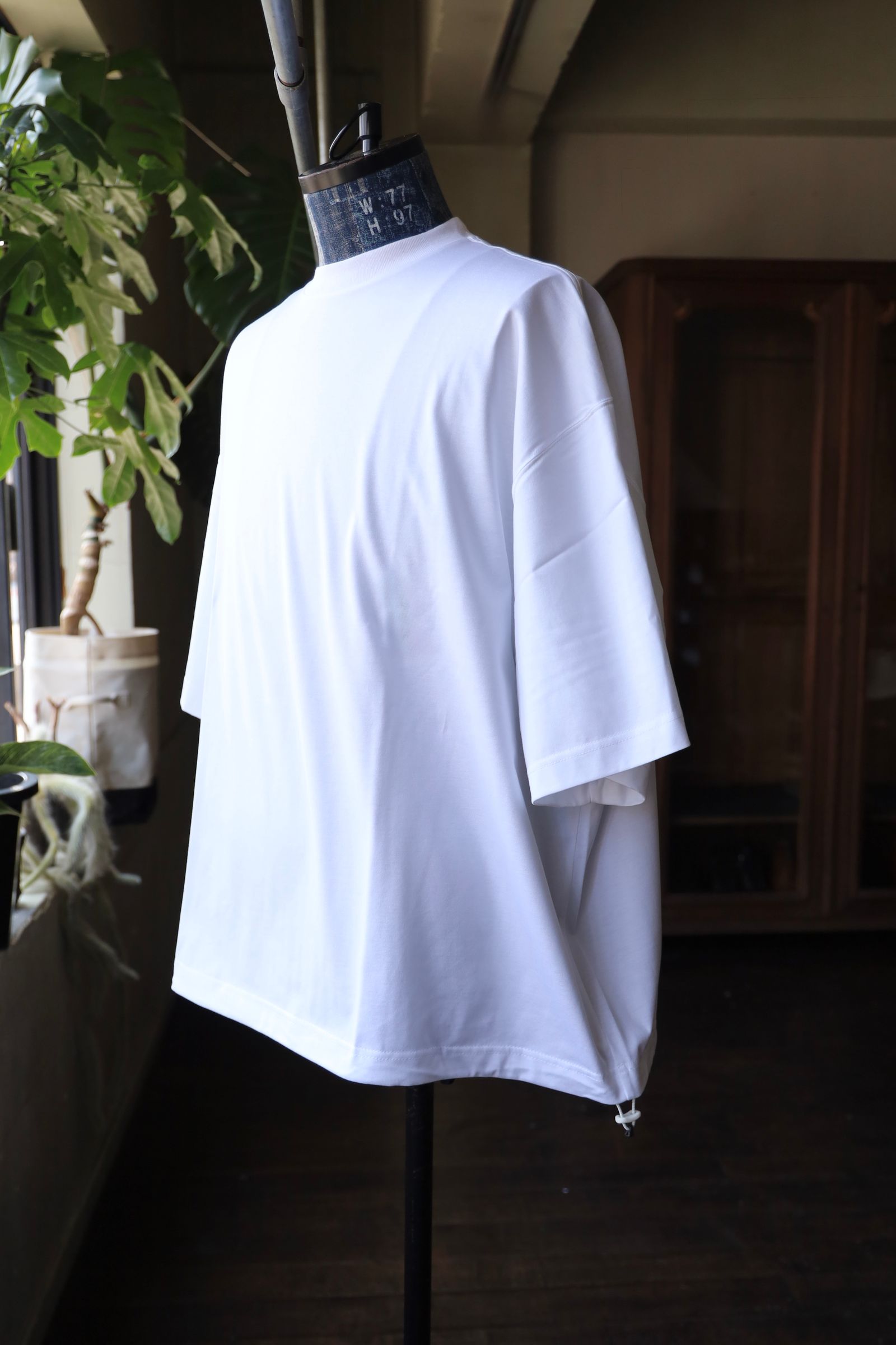 イズネス25SS BALLOON SHORT SLEEVE T-SHIRT(25SS_03_31SSSH05-1)WHITE