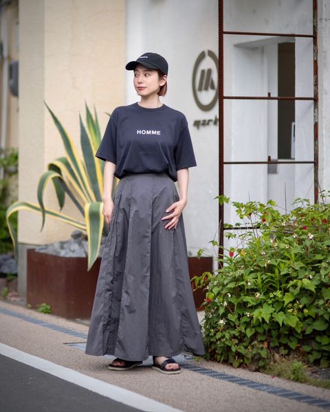 COMME des GARCONS HOMME ロゴプリントTシャツ style.2024.06.10