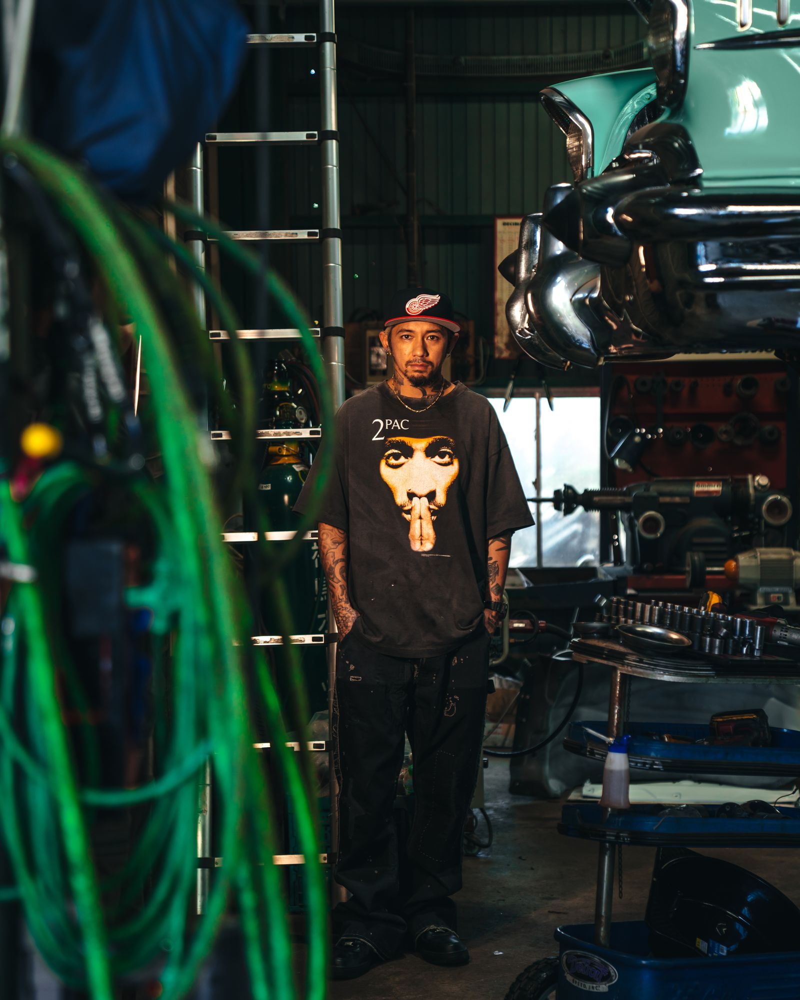 セントマイケル25SS 2PAC 2PC_SS TEE(SM-HR8-0000-C14)BLACK