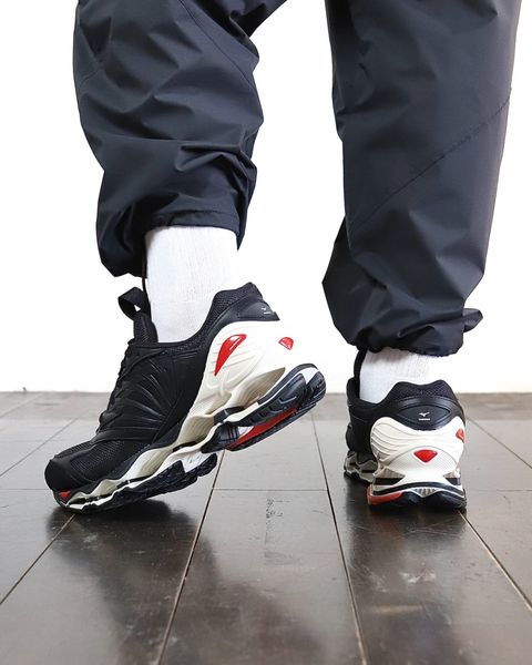 グラフペーパー 24SS 新作MIZUNO WAVE PROPHECY LS for "Graphpaper" style 2024.3.1