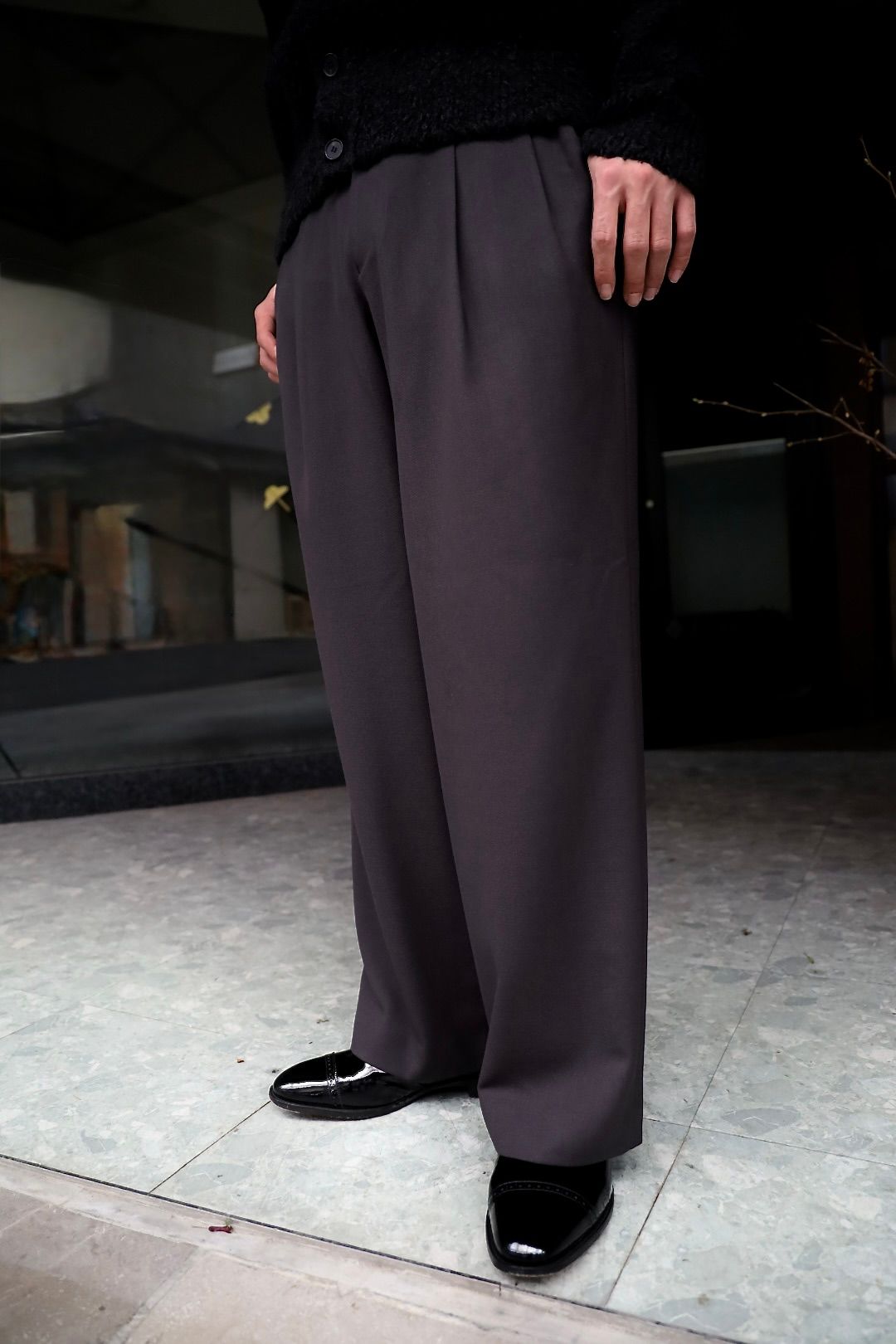 marka マーカ 26SS TWO TUCK MILITARY TROUSERS -RECYCLED POLYESTER NON-MULESED WOOL GABARDINE-(M26A06PT01C)CHARCOAL GRAY☆新作発売！