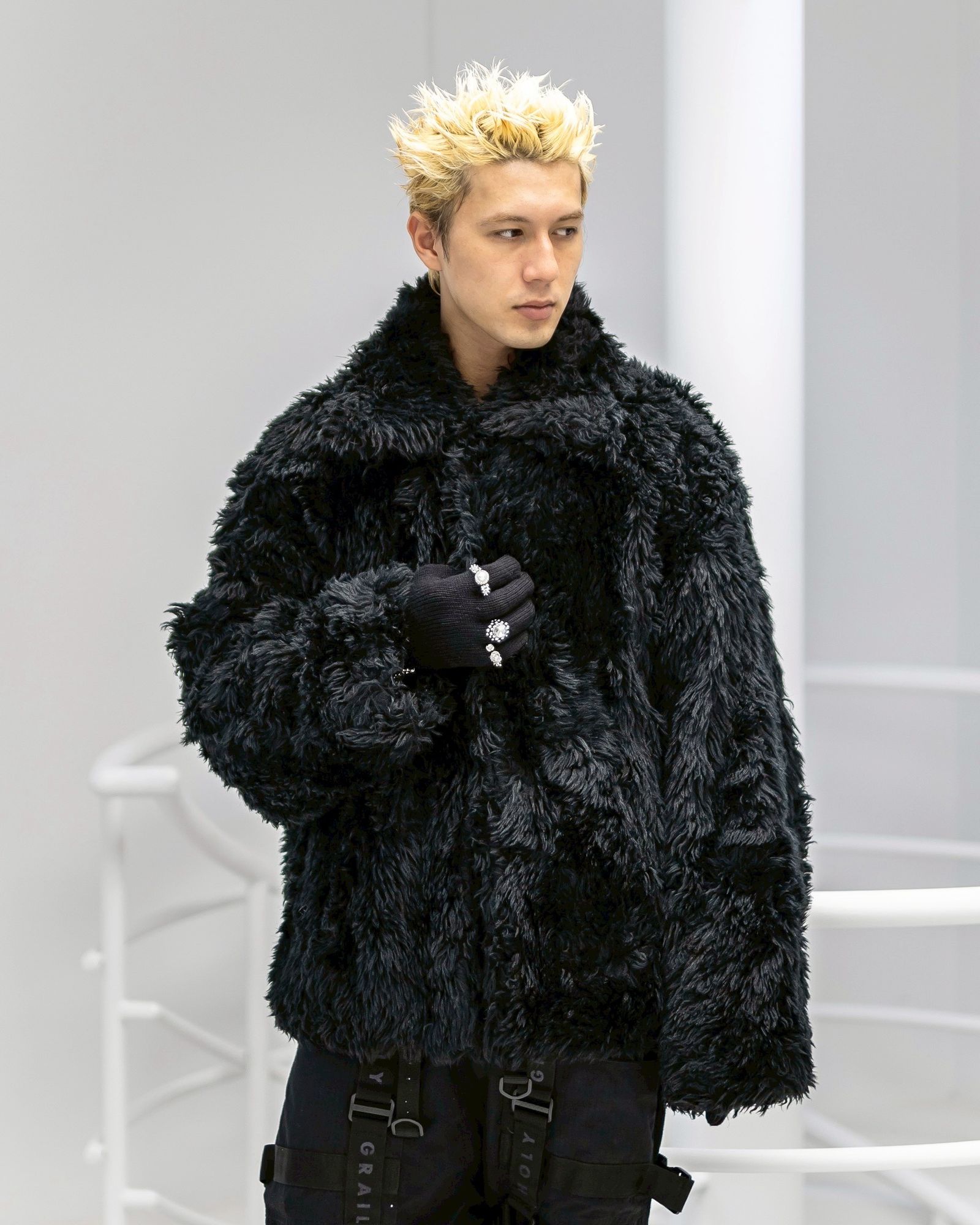 doublet SINISTER MOUTH FAUX FUR JACKET 9月13日(土)新作発売！