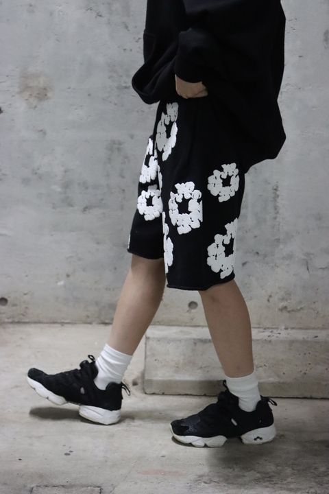 DENIM TEARS 新作READYMADE×DENIM TEARS COTTON WREATH SWEAT SHORTS style.2022.9.29