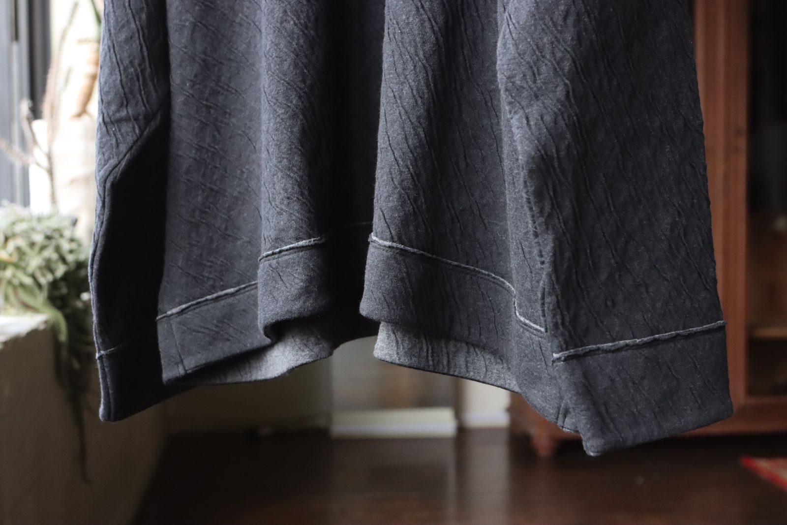 グラフペーパー24SS Double Face Jersey L/S Crew Neck(GM241-70094)D.GRAY