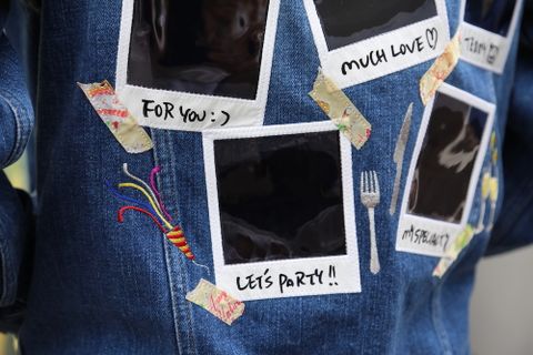 doublet MEMORIAL POLAROID DENIM JACKET(21SS06BL115) style. 2021.04.28.