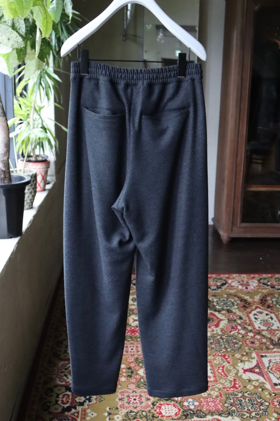 グラフペーパー 25AW Wool Smooth Flannel Easy Wide Pants(GU253-40223B)GRAY☆10月4日(土)新作発売！