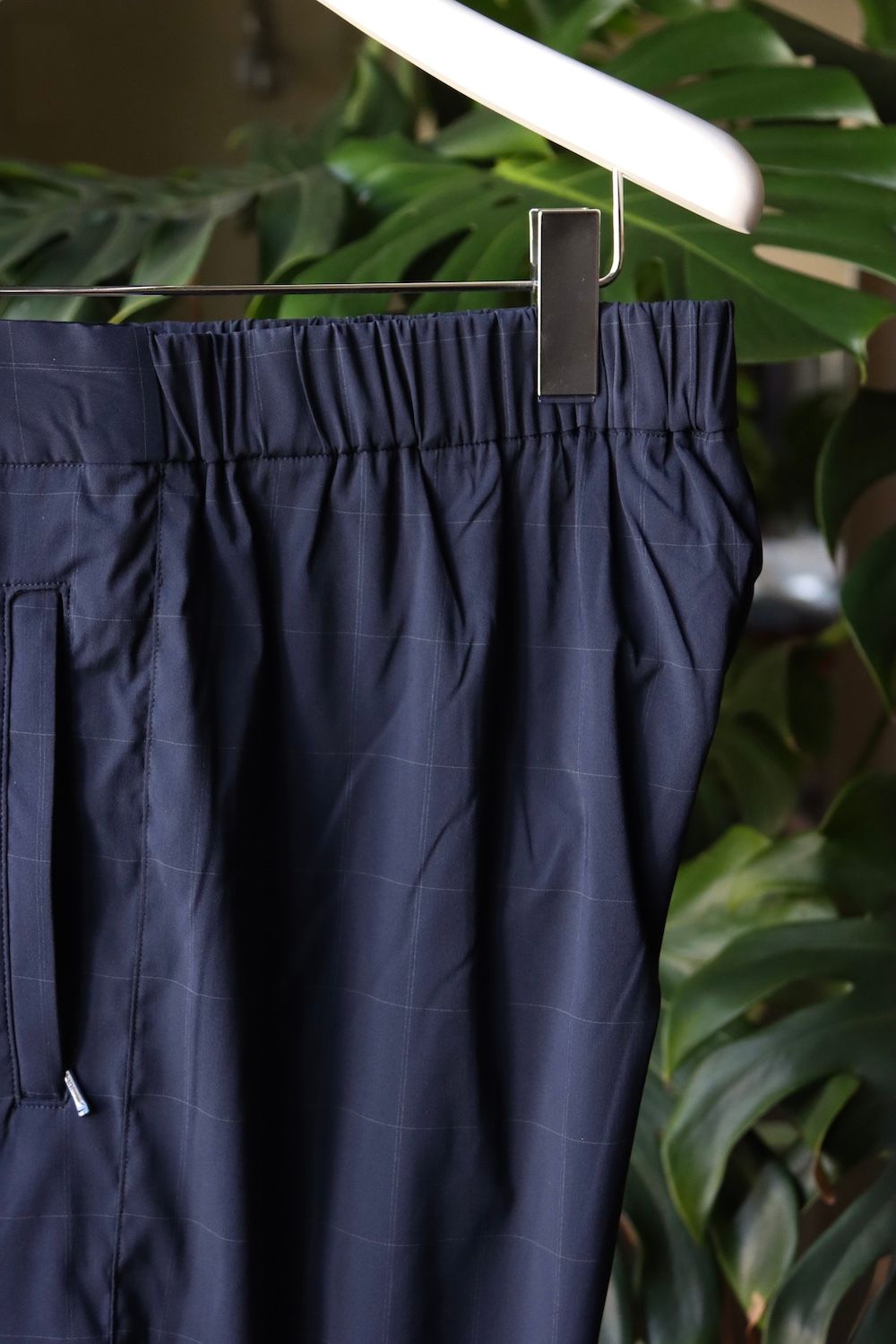 is-ness×NEAT LORO PIANA SPORT FABRICS PANTS"NAVY"イズネス22SS