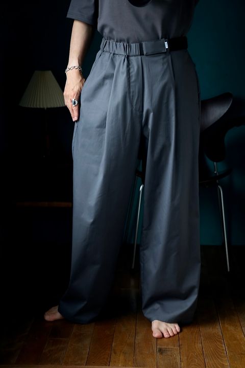 Graphpaper Solotex Twill Wide Chef Pants(GRAY)スタイル