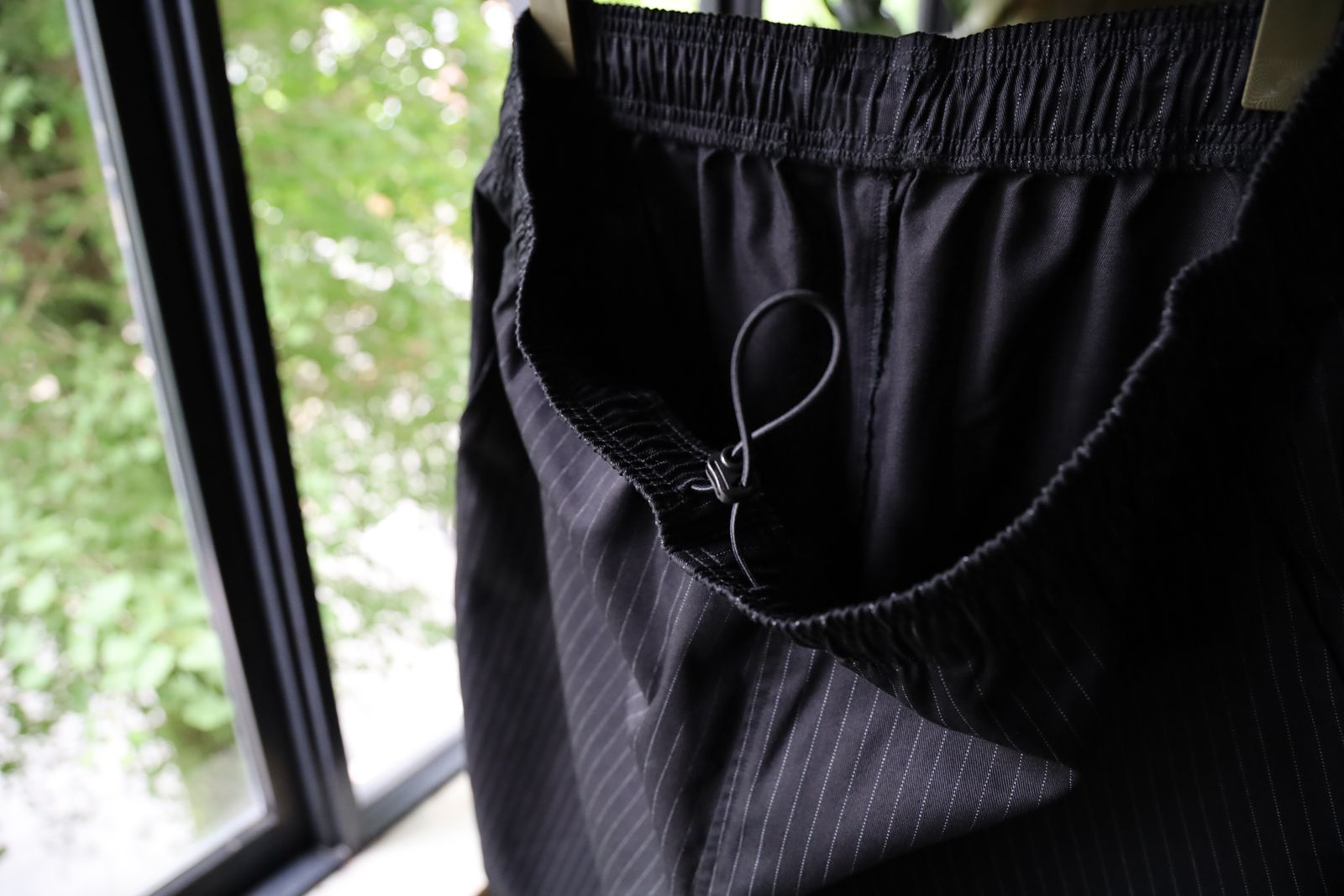 フレッシュサービス CORPORATE EASY SHORTS(BLACK STRIPE)