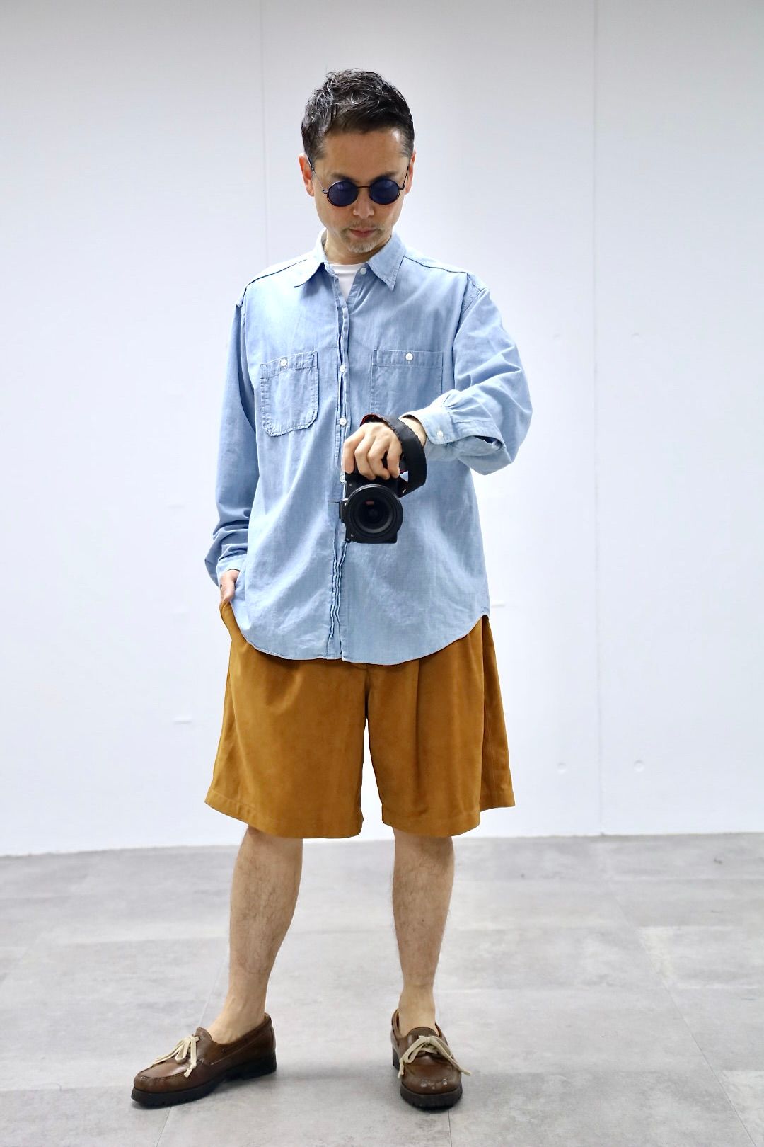 グラフペーパー26SS Cow Nubuck Leather Wide Shorts(GM261-40408)BROWN