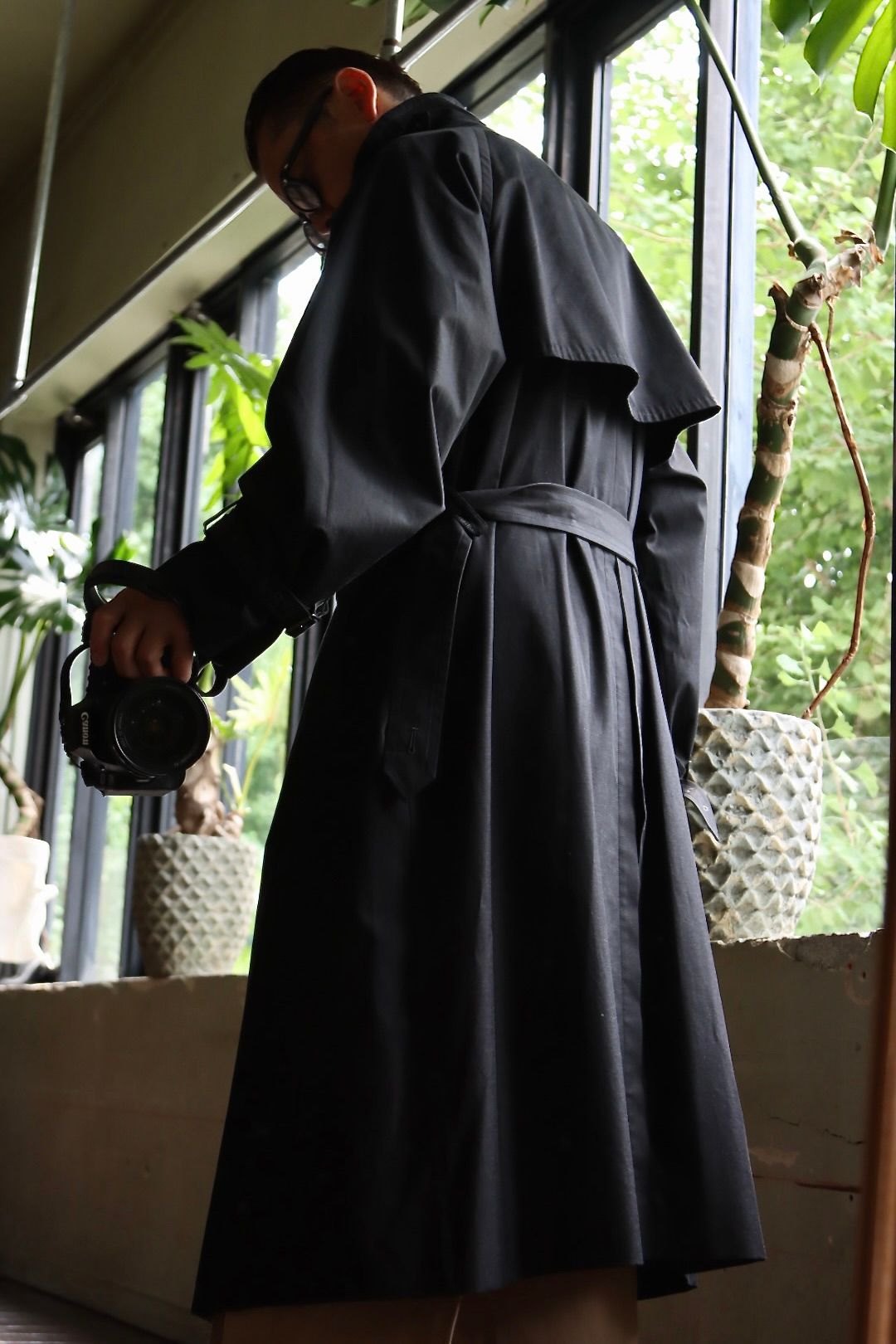 blurhms Gabardine Double Belt Trench Coatスタイル.2022.7.24