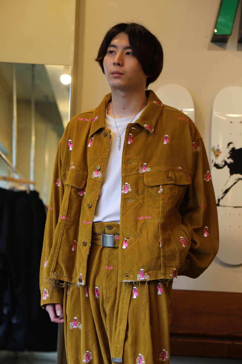 VETNAM EMBROIDERY COURDUROY JACKET & VETNAM EMBROIDERY WIDE TAPERED TROUSERSセットアップスタイル.2020.9.12.
