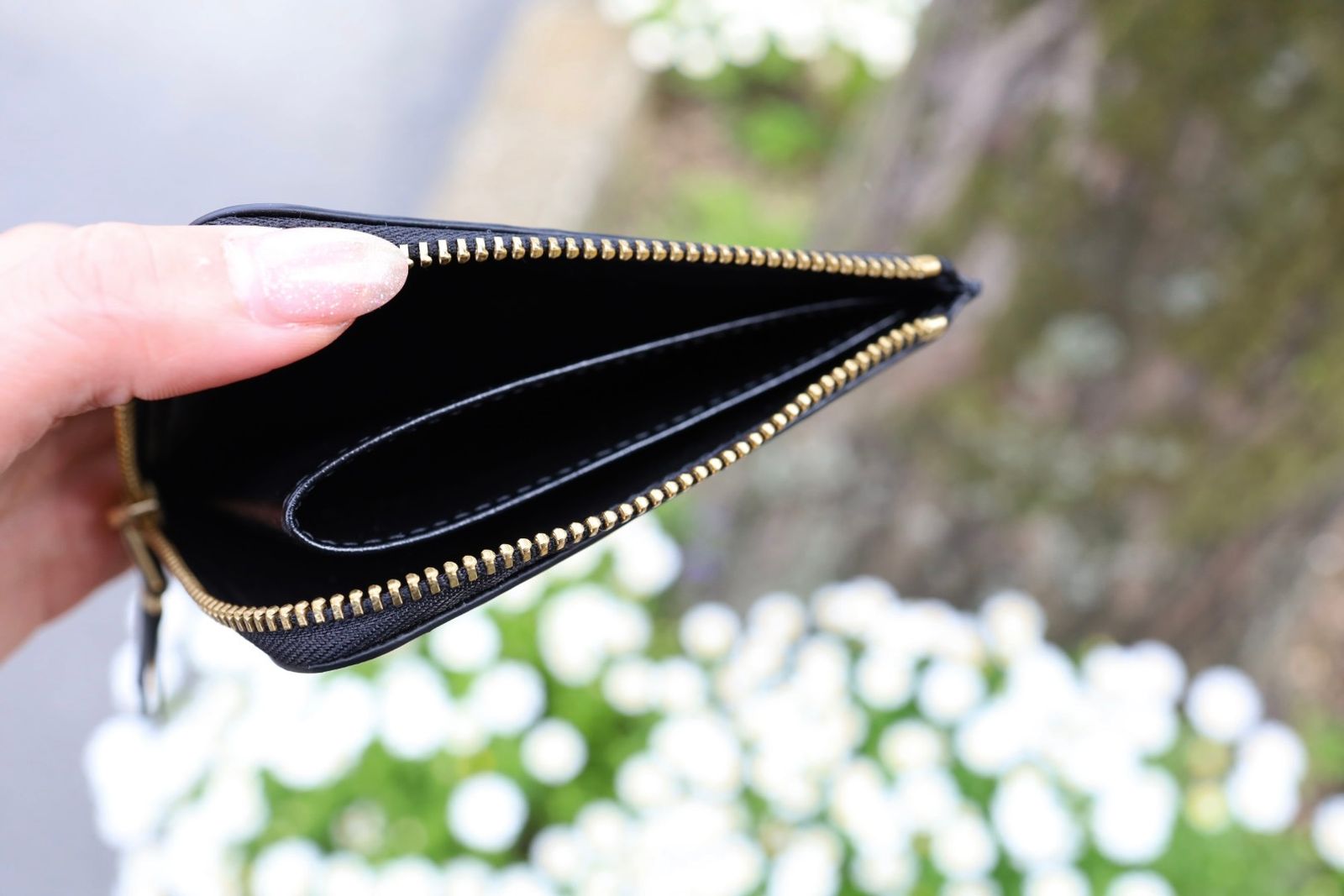 コムデギャルソン 財布 Wallet Huge Logo (8Z-T031-051-1)BLACK☆4月11日再入荷！