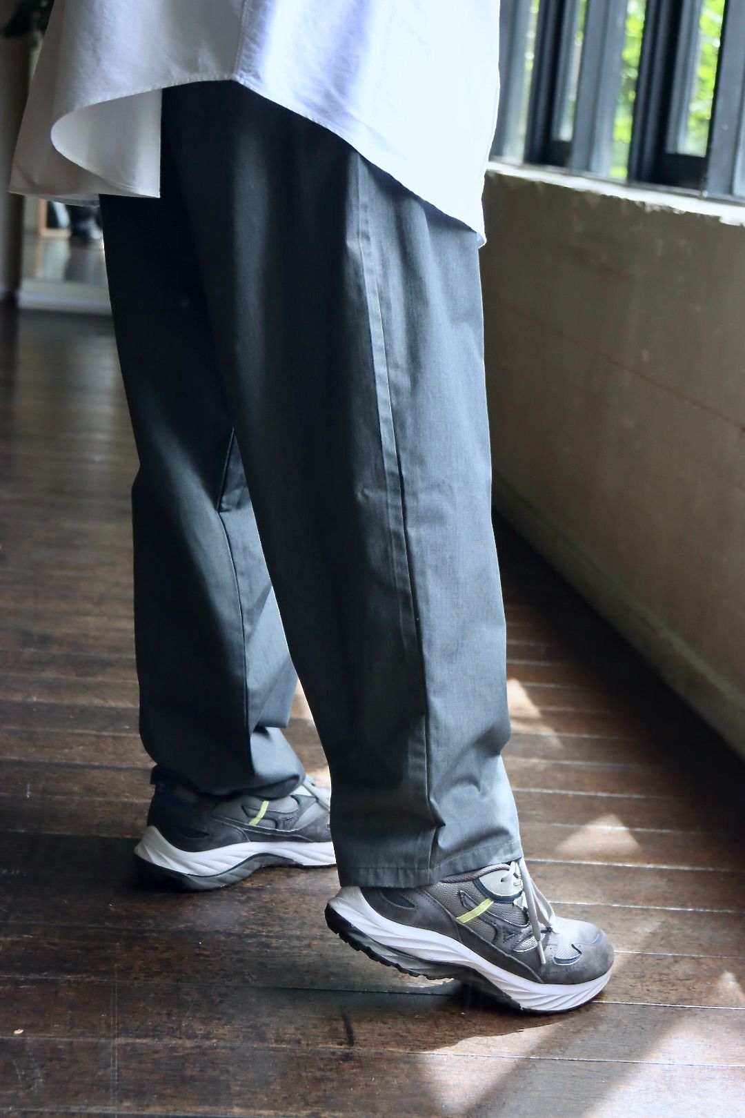 FreshService Corporate Easy Pantsスタイル