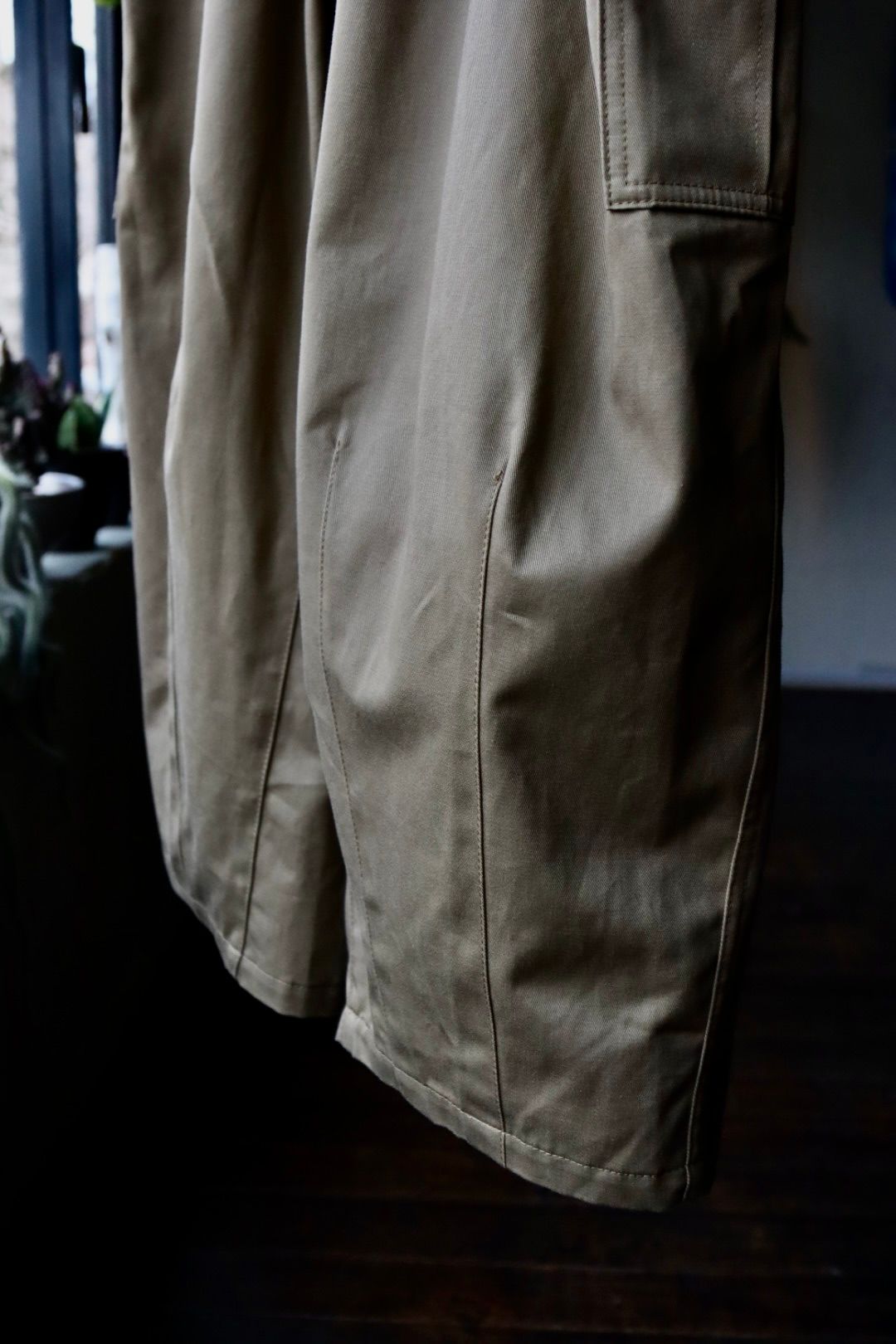 イズネス23SS バルーンカーゴパンツ BALLOON CARGO EZ PANTS(1004AWPT04)BEIGE