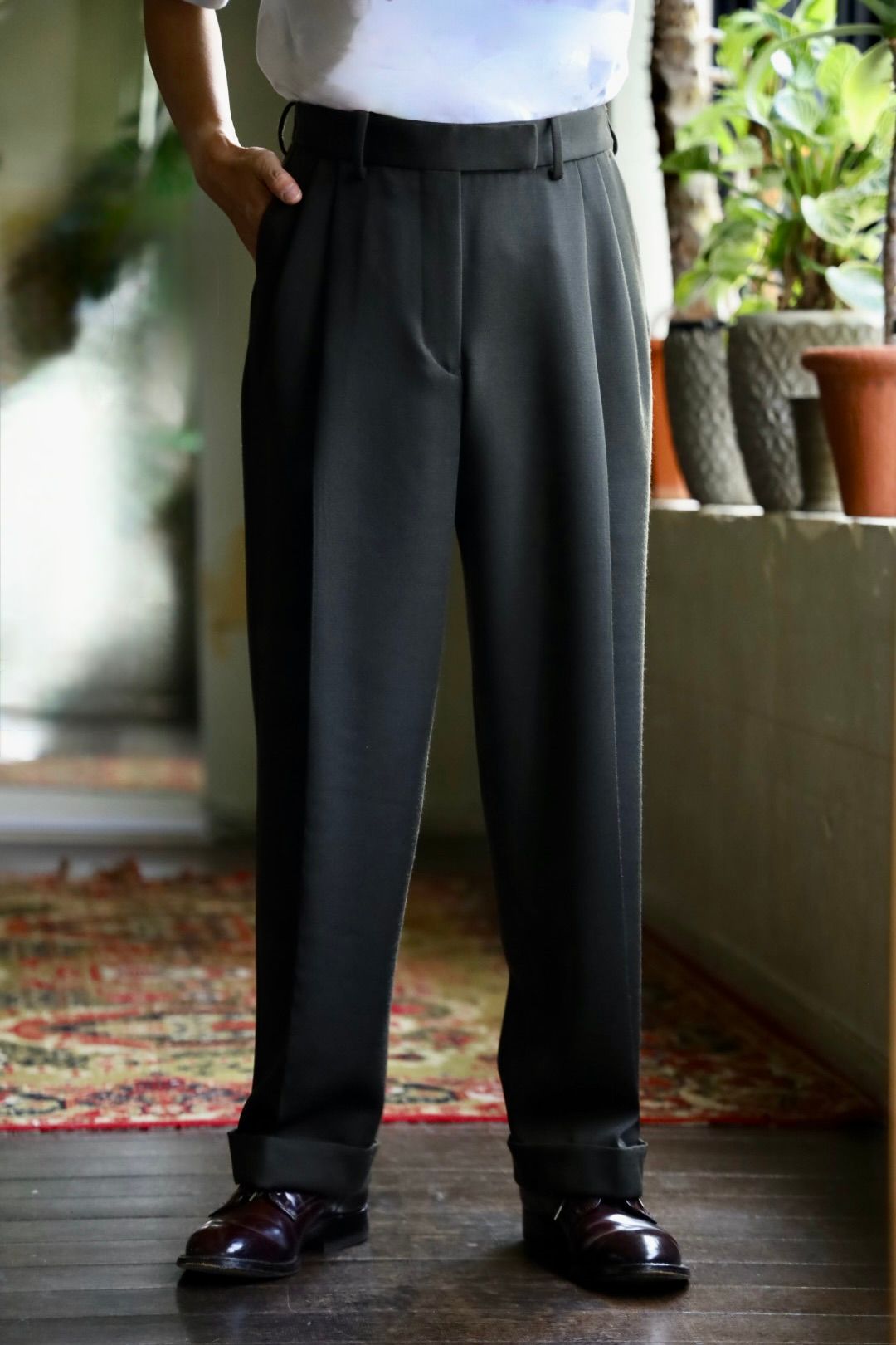 MARKAWARE 26AW DOUBLE PLEATED SEMI EASY TROUSERSスタイル