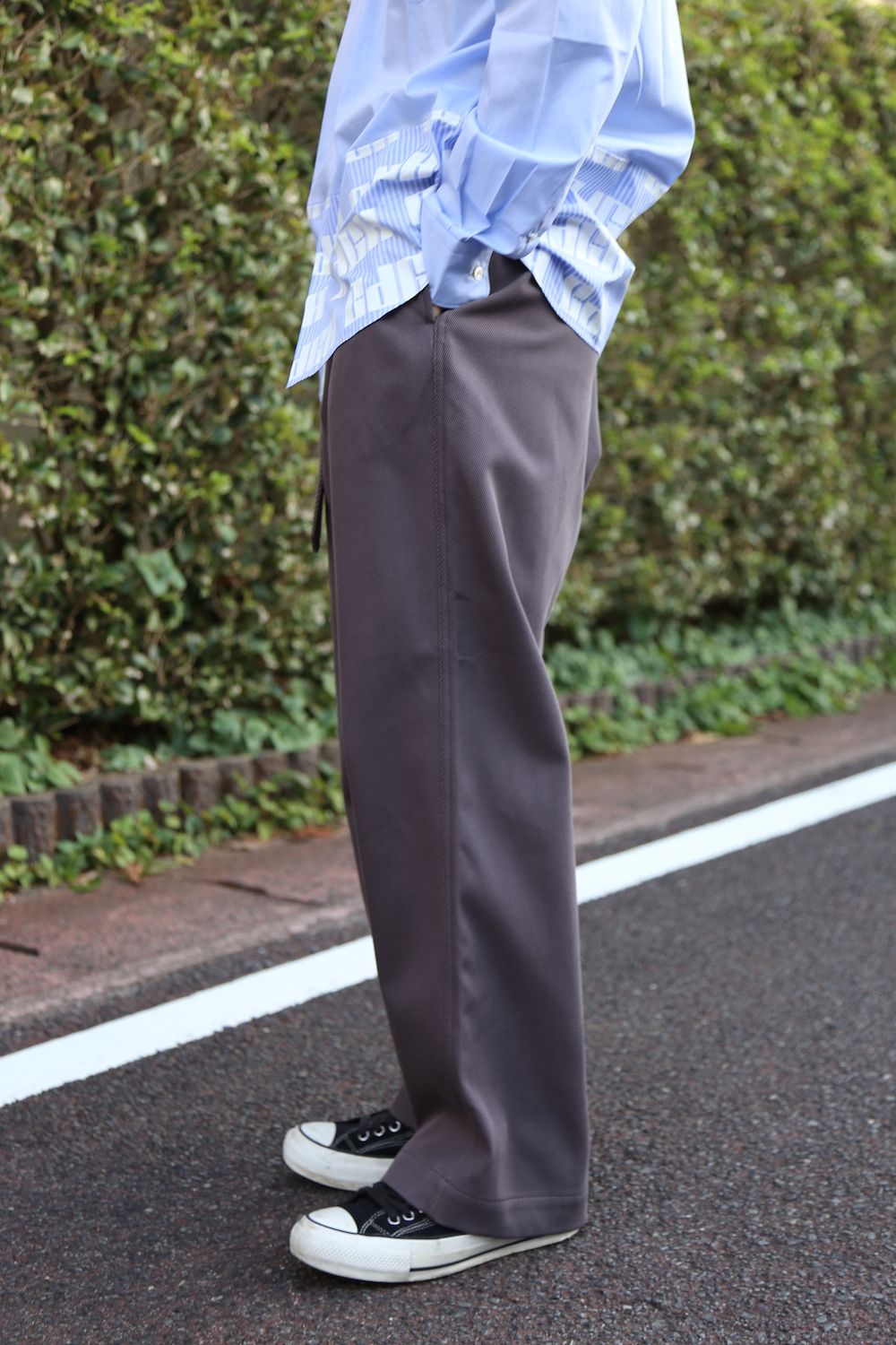 COMME des GARCONS HOMME ツイル×綿ストライプロゴプリントシャツStyle.2020.9.4..