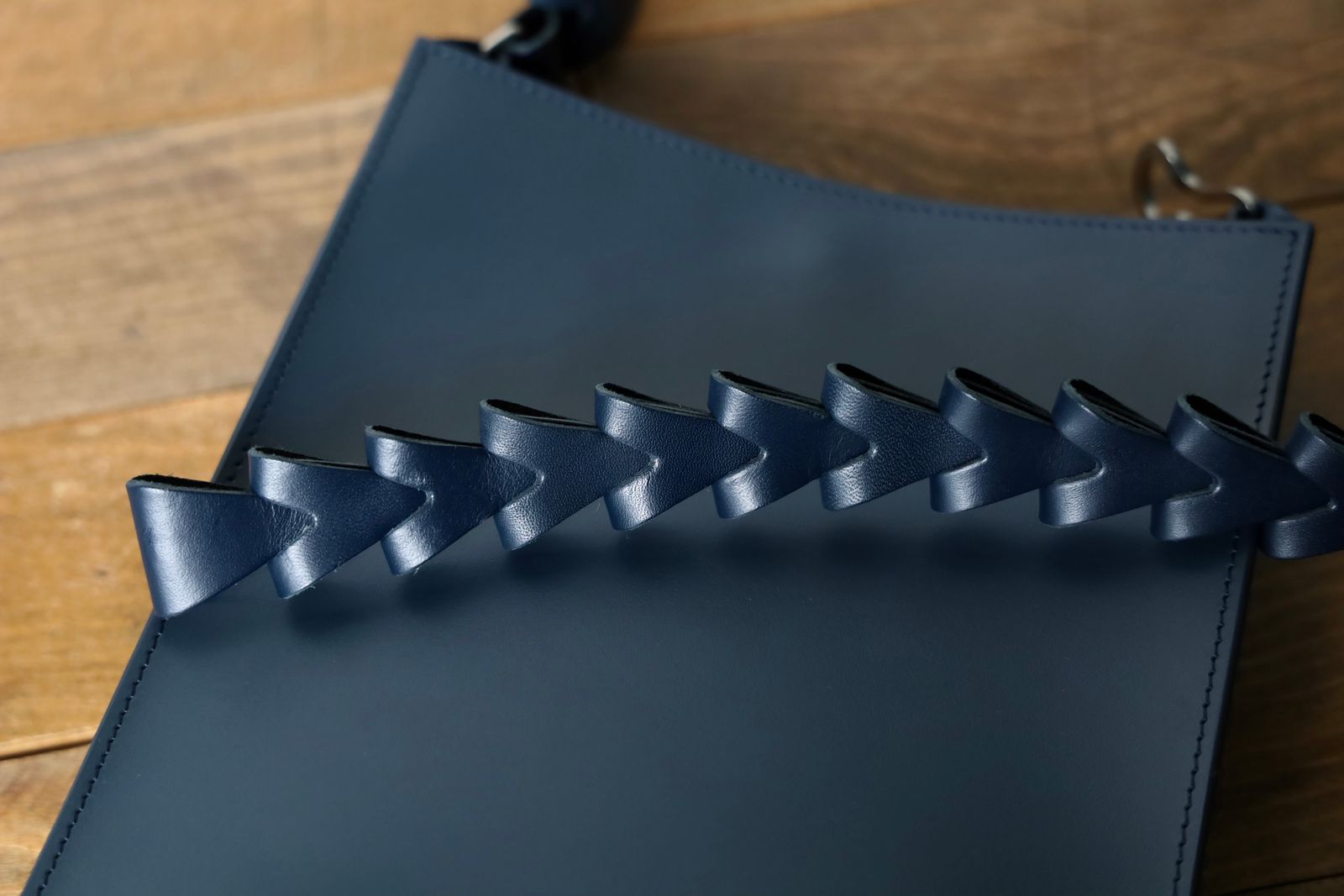 エンダースキーマ 25SA バッグ construct bag(xu-b-csb)navy