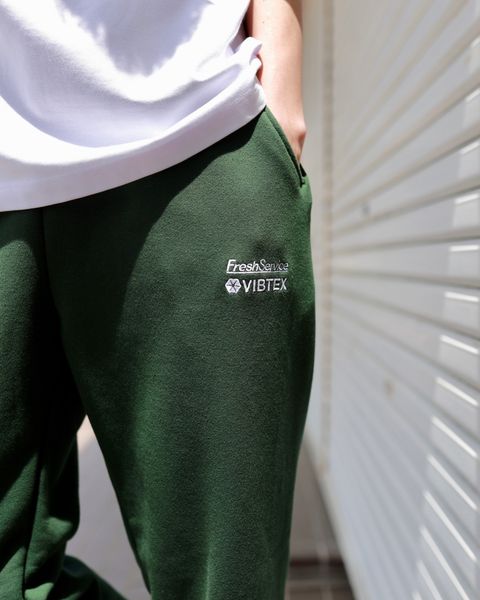 FreshService フレッシュサービス 23SS VIBTEX for FreshService "SWEAT PANTS"スタイル