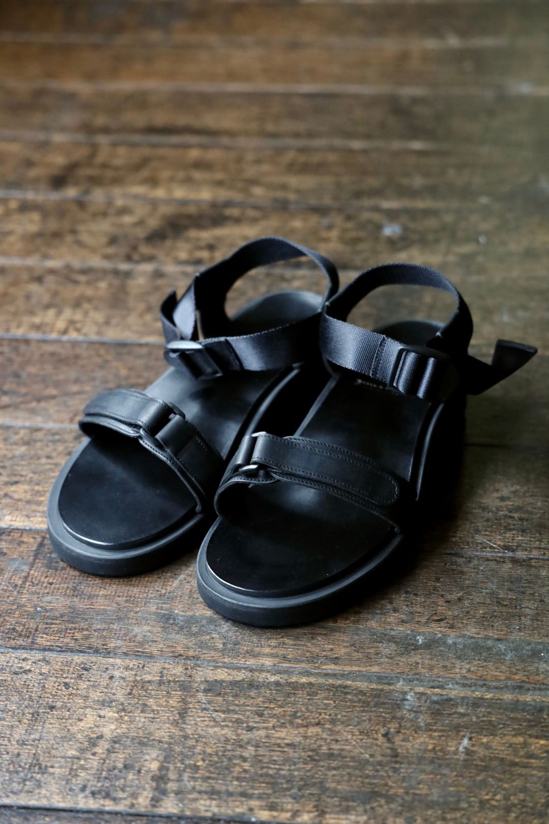 FOOTWORKS - FOOTWORKSフットワークス New Sandals with Velcro