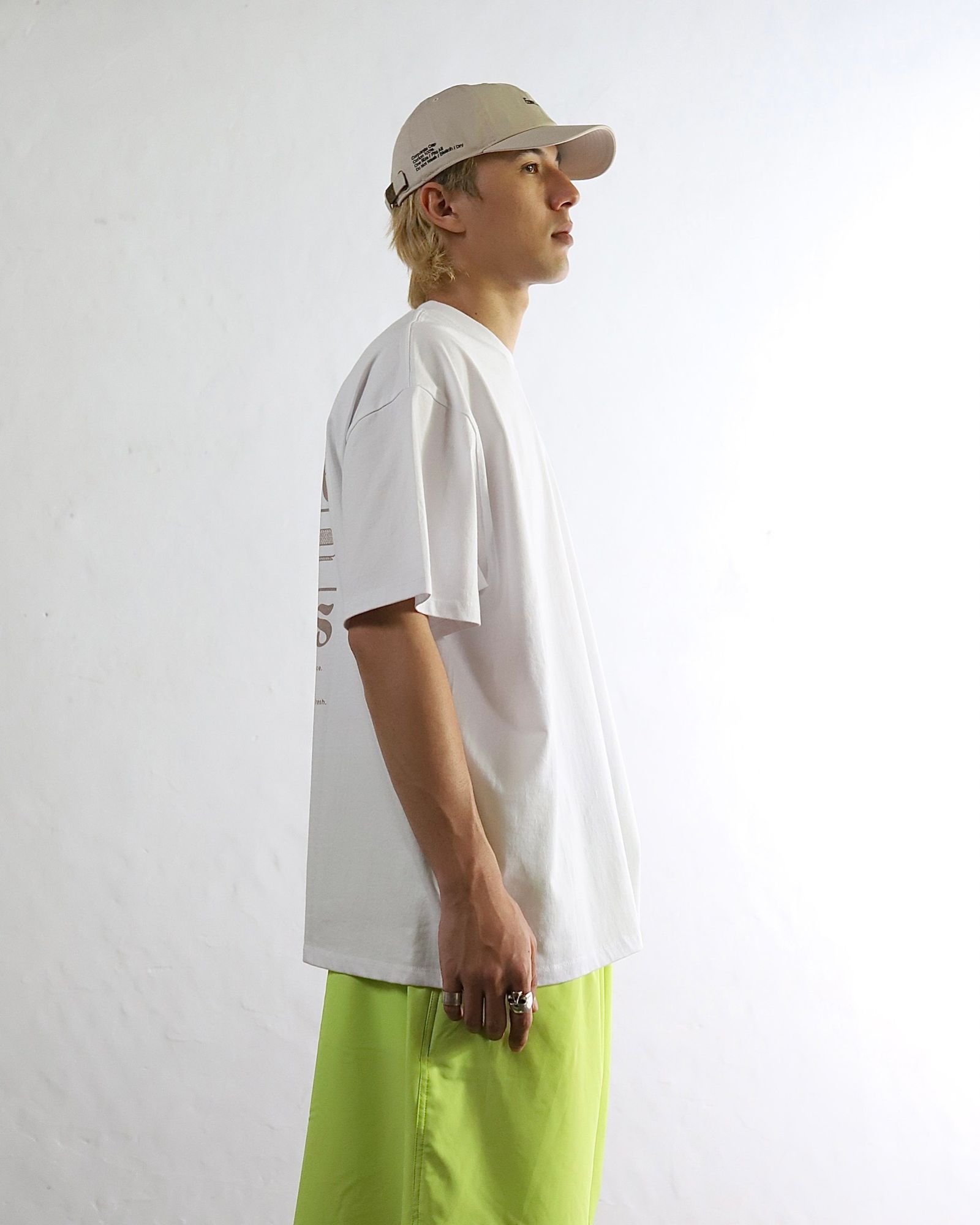 FreshService 24SS CORPORATE PRINTED S/S TEE ‘‘ON LINES’’(MUSTARD) style 2024.4.26