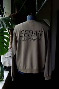 セダンオールパーパス SS24 OG Logo Sweatshirt(SD24S-CT02)Slate Taupe