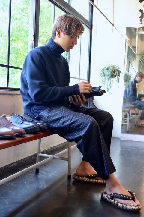 A.PRESSE 23AW Turtleneck Sweater"NAVY"スタイル
