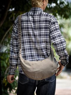 YOKE 26FW Nylon Circle Shoulder Bag(YK26FW01406A)Dark Brown
