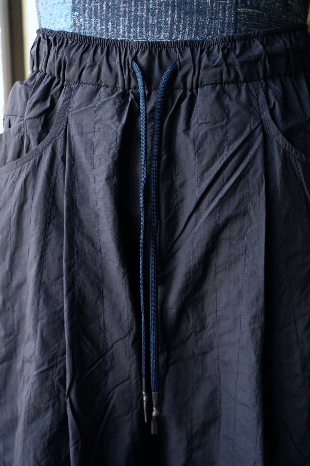 S.F.C 25SS エスエフシー STITCHED WIDE TAPERED EASY PANTS(SFCSS25P02)Navy