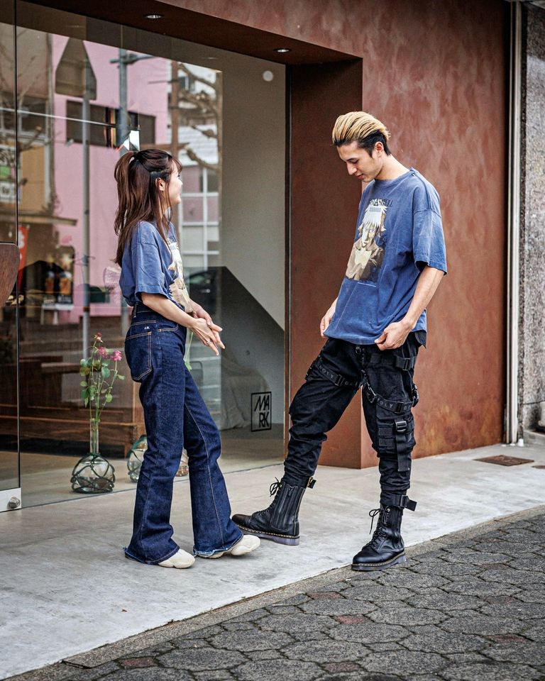 男性モデル186cm/size:XXL/女性モデル:154cm/size:M