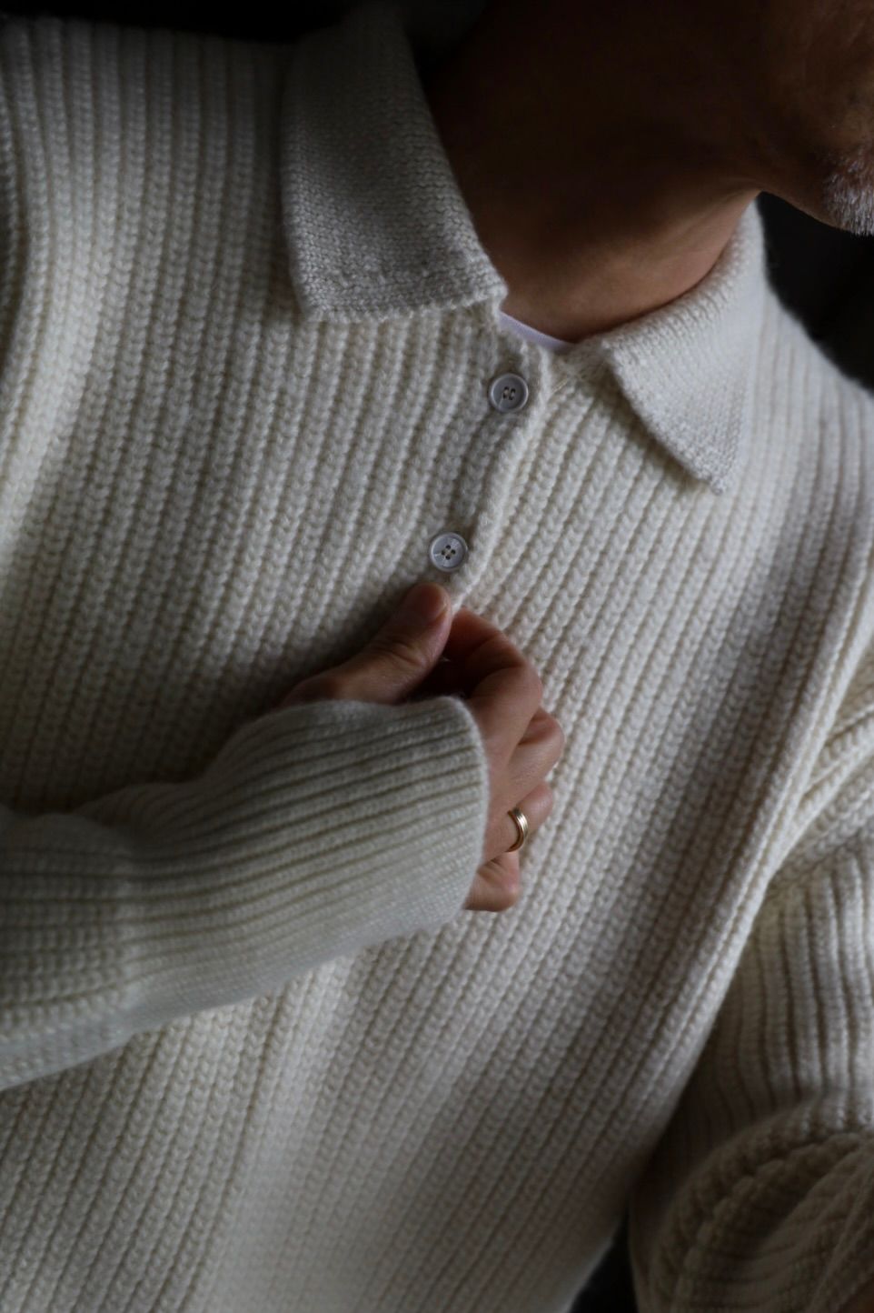 マーカウェア 26AW RIBBED POLO COLLAR JUMPER(A26C24SW02C)NATURAL WHITE☆新作発売！