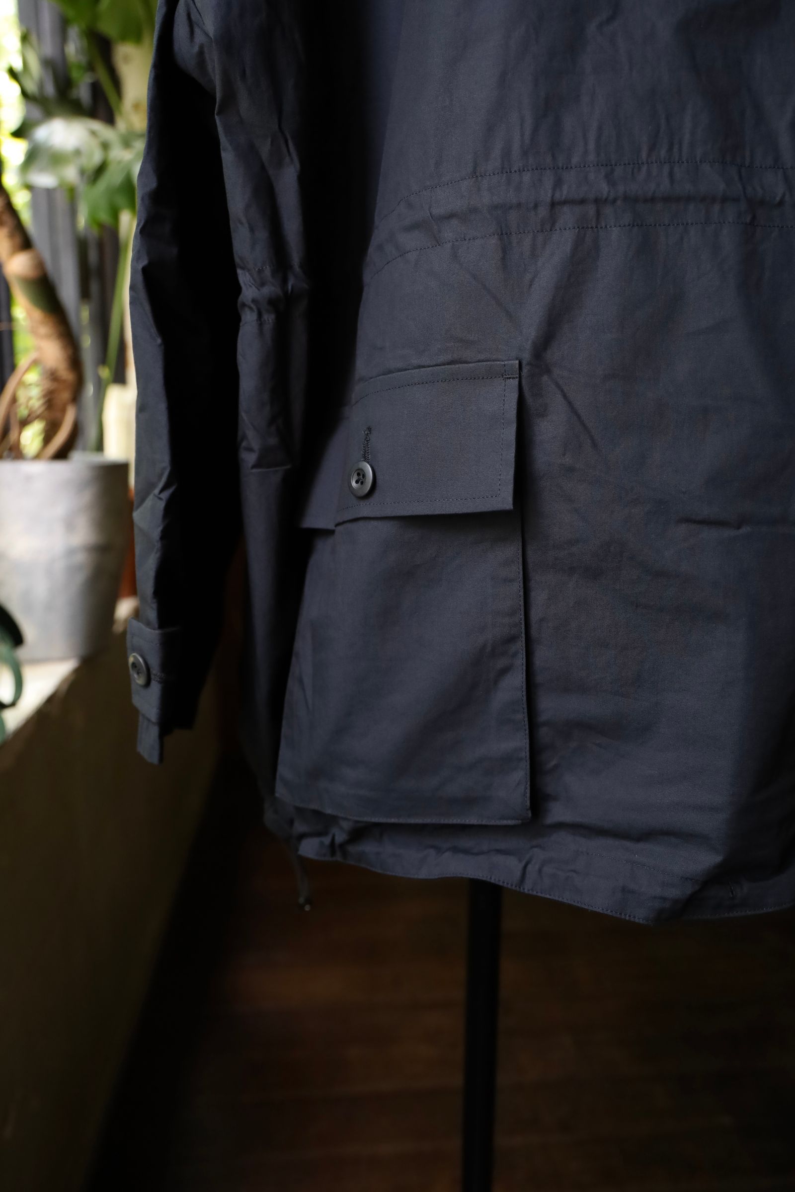 フレッシュサービス TYPEWRITER REVERSIBLE WINDBLUSE(FSC243-30007)BLACK