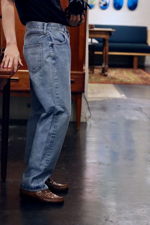 A.PRESSE 24SS Washed Denim Pantsスタイル