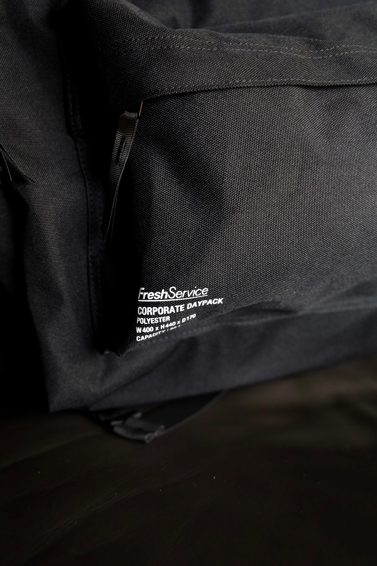 フレッシュサービス CORPORATE DAYPACK_30L (FSP252-90068B)BLACK