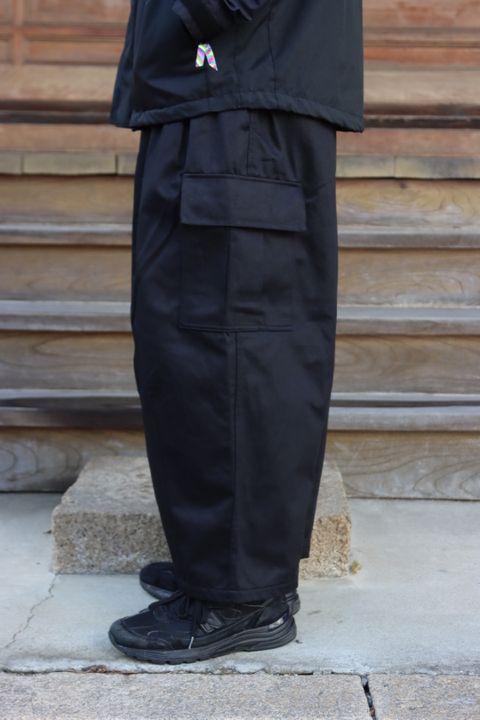 is-ness BALLOON CARGO EZ PANTS style.2023.1.27