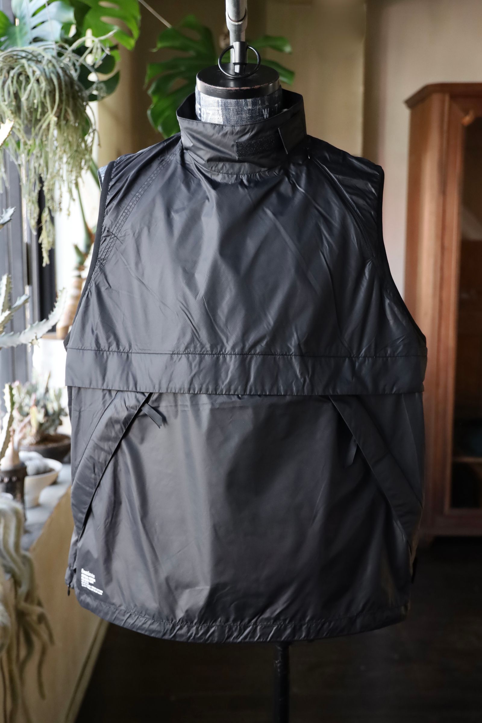 フレッシュサービス PERTEX® REISSUE PULLOVER VEST(FSC251-30090)BLACK