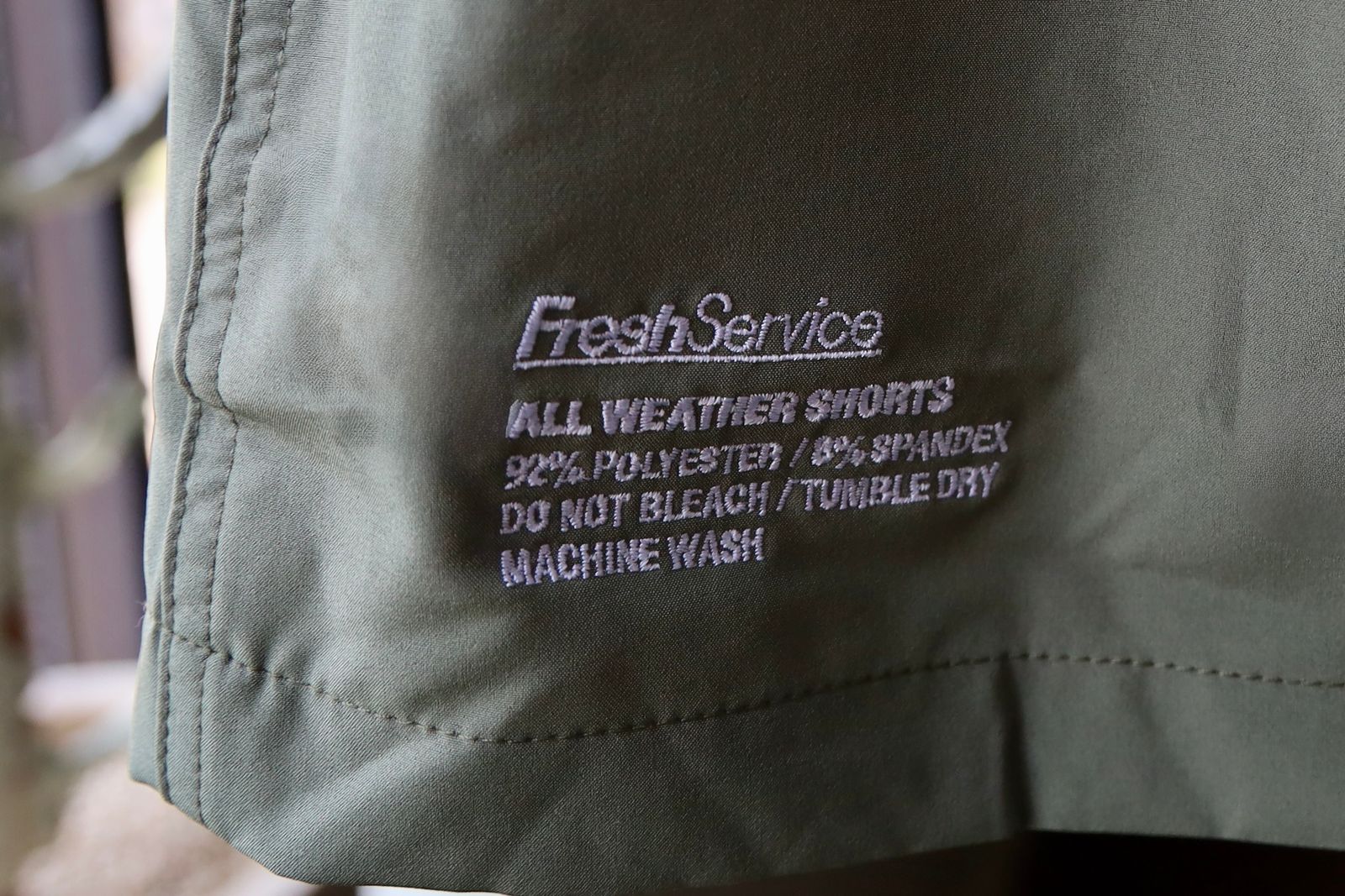 フレッシュサービス ALL WEATHER SHORTS (KHAKI)