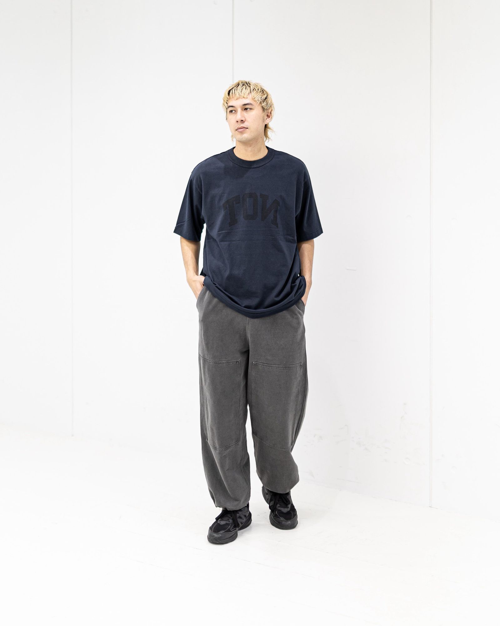 blurhms ROOTSTOCK NOT-PRINCE 88/12 Print Tee WIDE (BLACK) 新作発売！