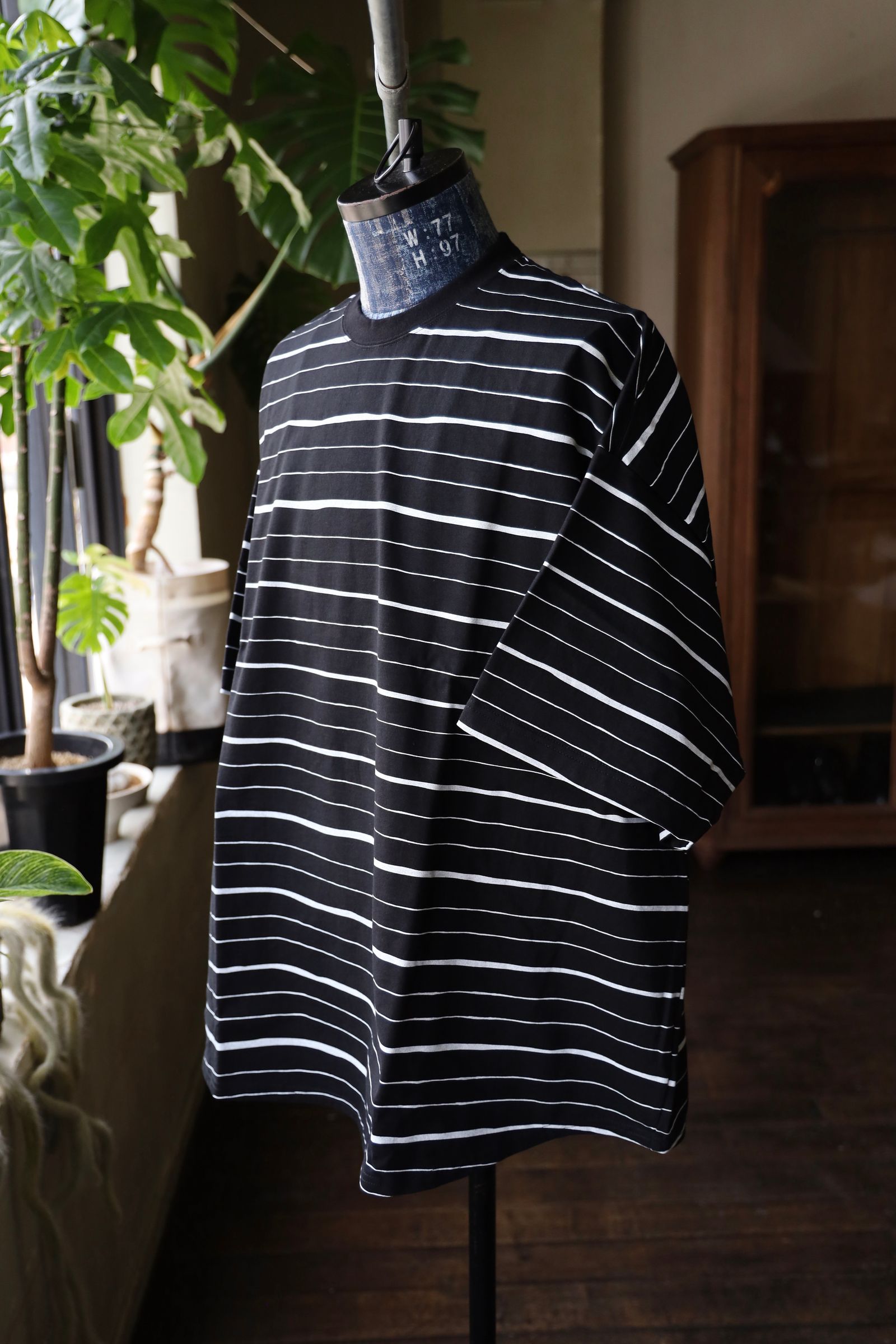 S.F.C 25SS エスエフシー SUPER BIG MIX SIDE STRIPES SS TEE(SFCSS25CS13)Black-White☆3月29日(土)発売！