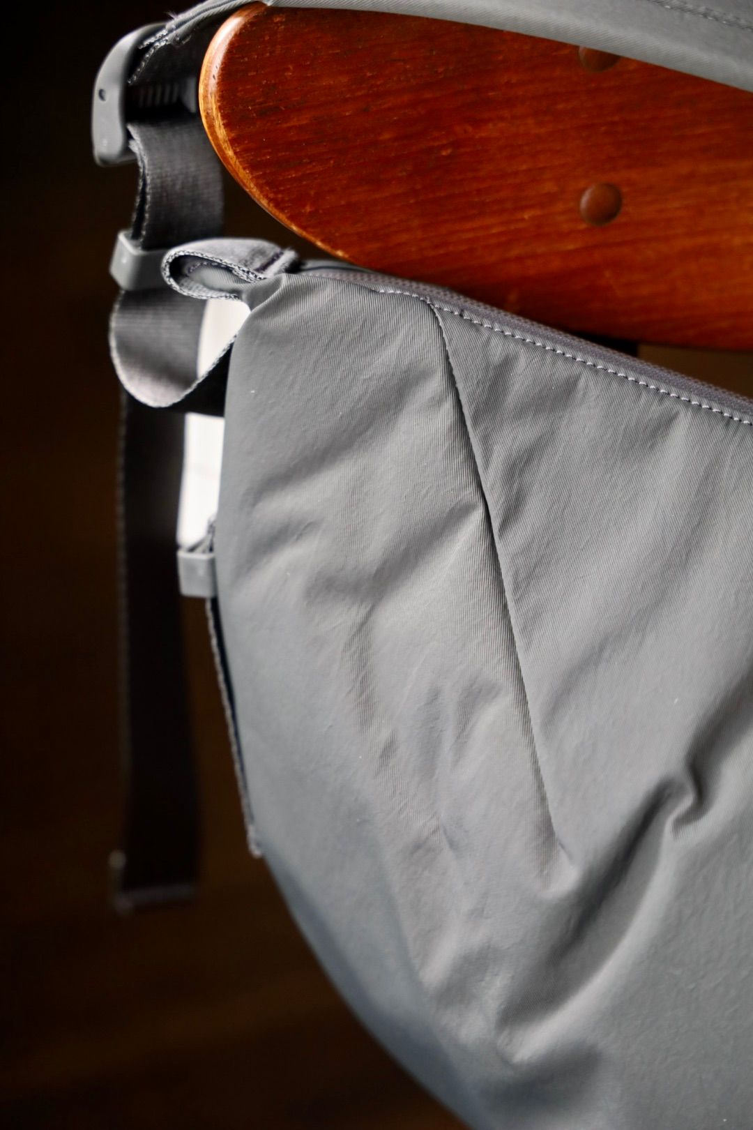 グラフペーパー 25AW Blankof for GP Small Crescent Bag(GU253-90581)SLATE GRAY☆8月9日(土)発売！