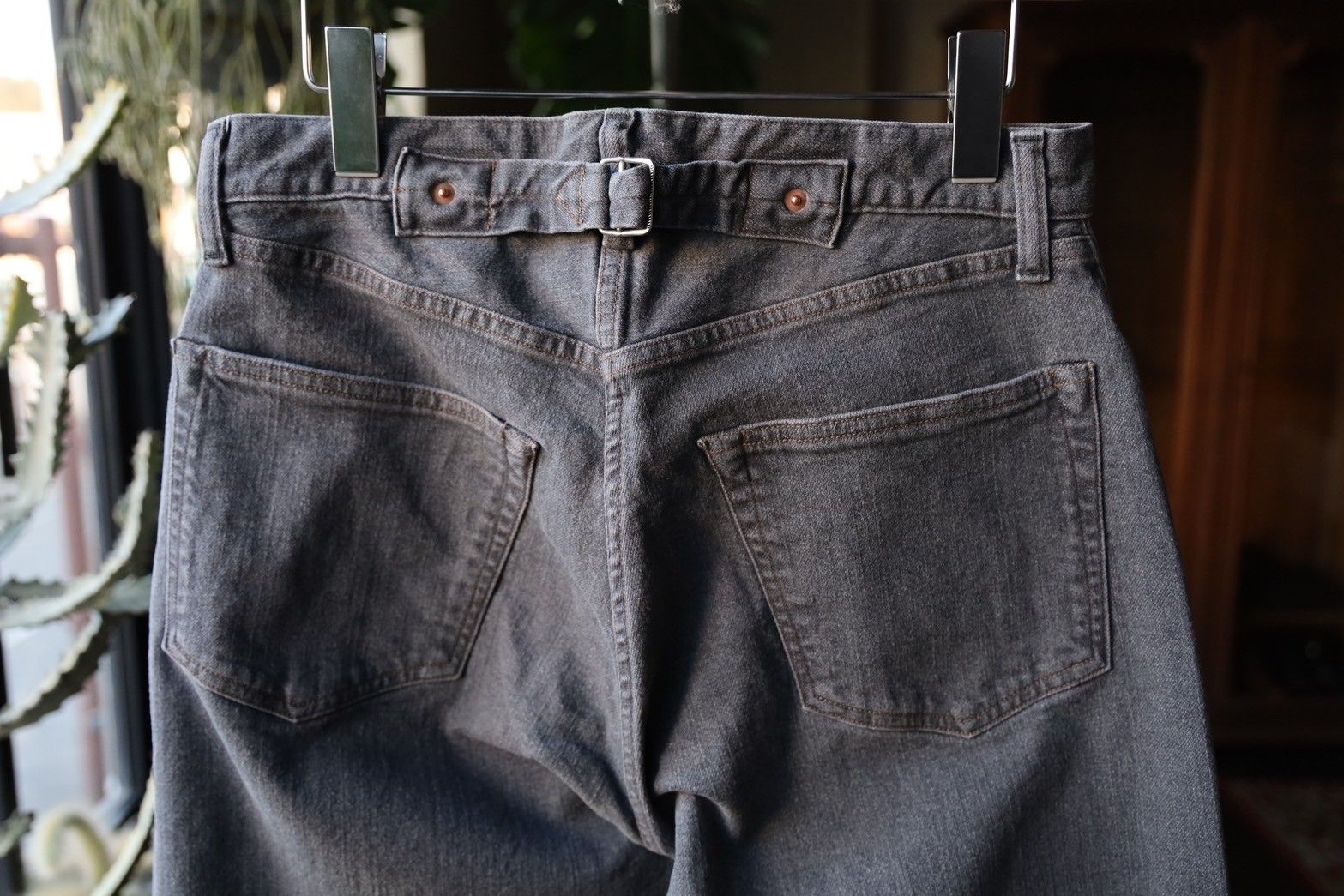 ファウンダ 25SS BLACK DENIM PANTS(015FD251009)FADE