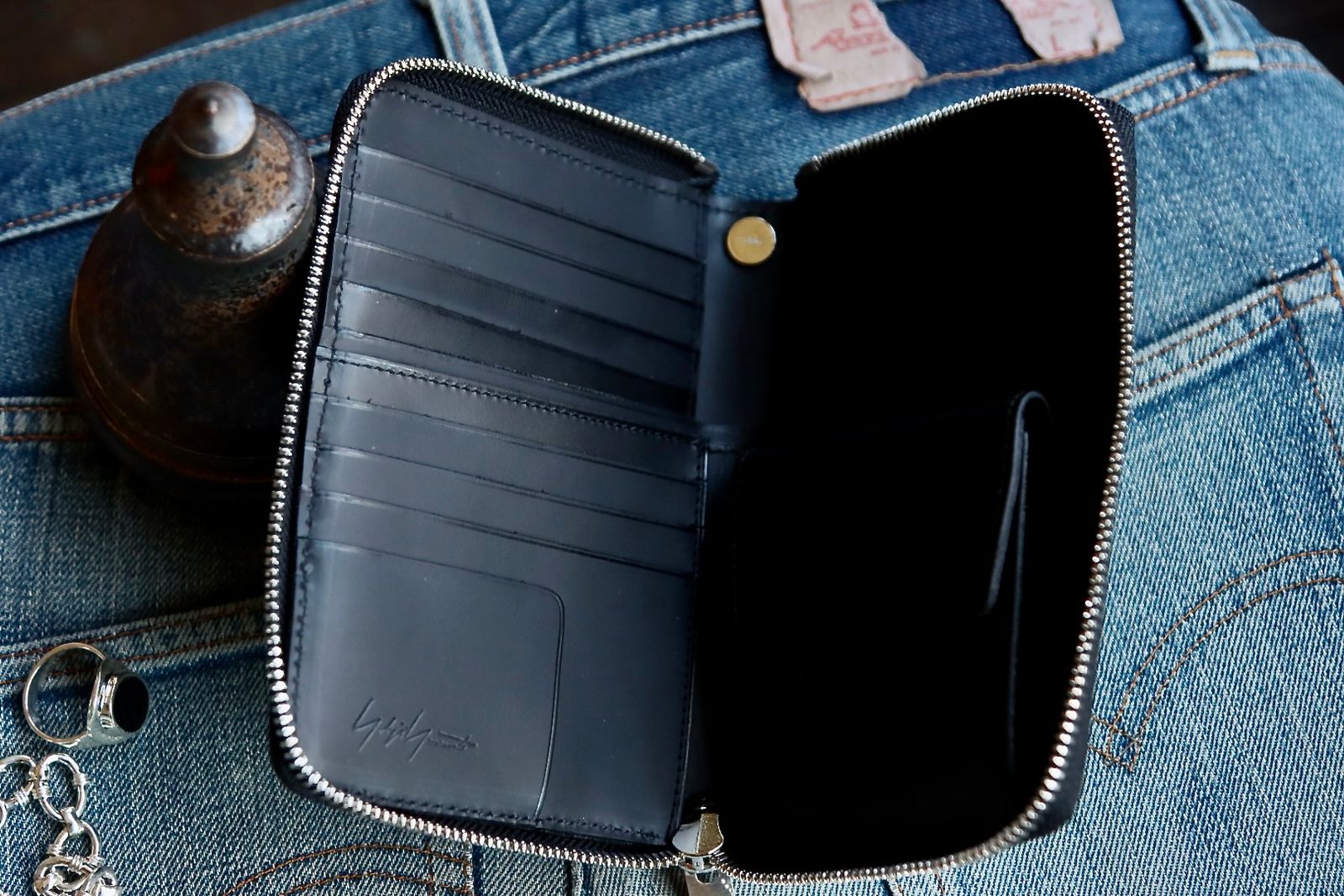 ヨウジヤマモト24SS THICK NATURAL FASTENER WALLET S(HS-A01-763-1)BLACK