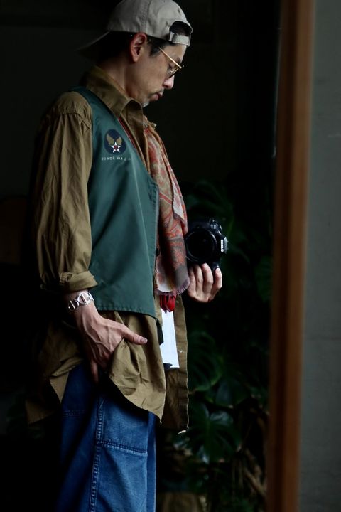 アプレッセ22AW Over Dyeing Military Shirt"BEIGE"スタイル