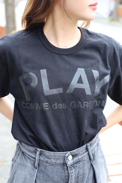 プレイコムデギャルソン 新作PLAYロゴTシャツ style.2026.3.10