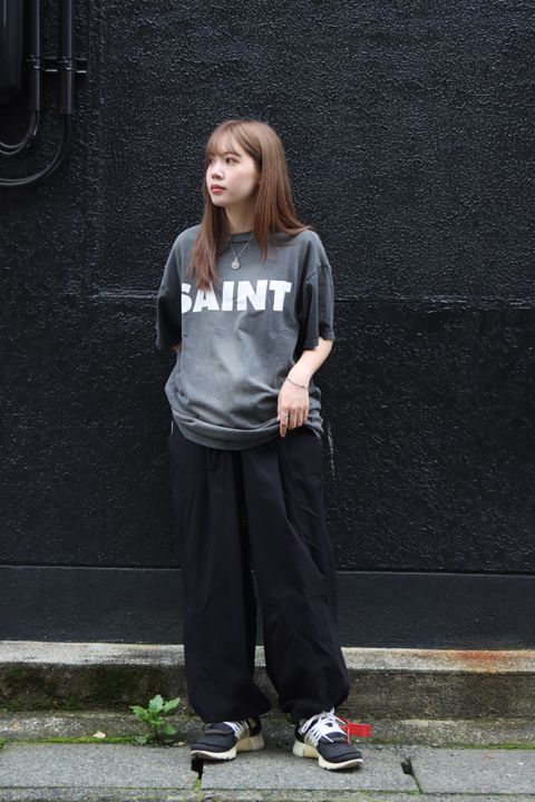©SAINT M×××××× 23AW S>N>T TEE 7月15日(土)発売！